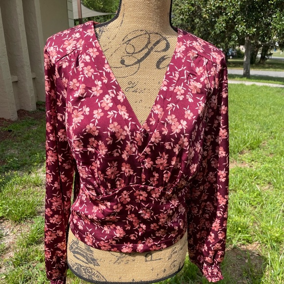 Long sleeve blouse - Picture 1 of 6